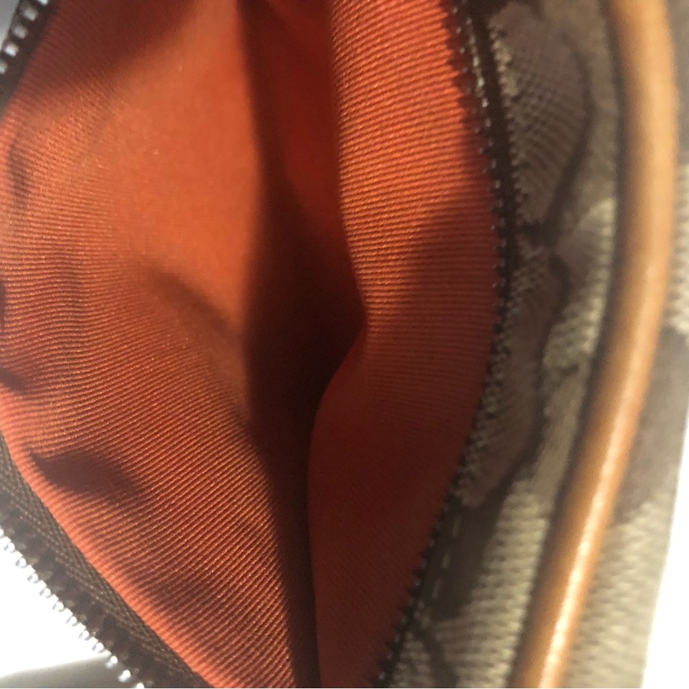 COACH SMALL CANVAS SLING BAG - Picture 5 of 9